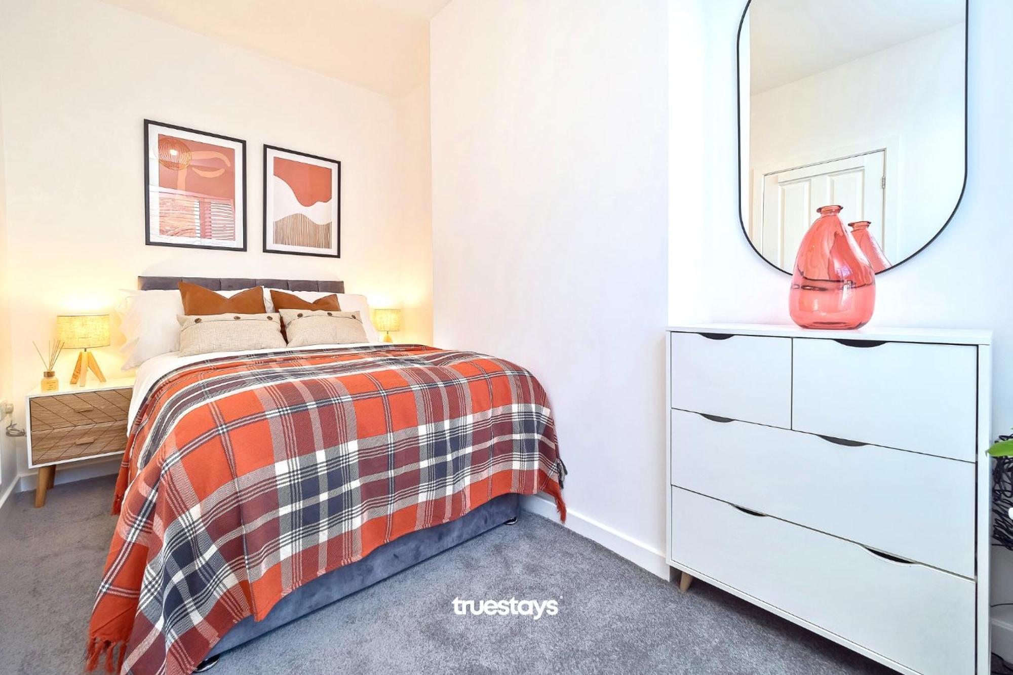 Nursery House By Truestays - 3 Bedroom House In Stoke-On-Trent Экстерьер фото