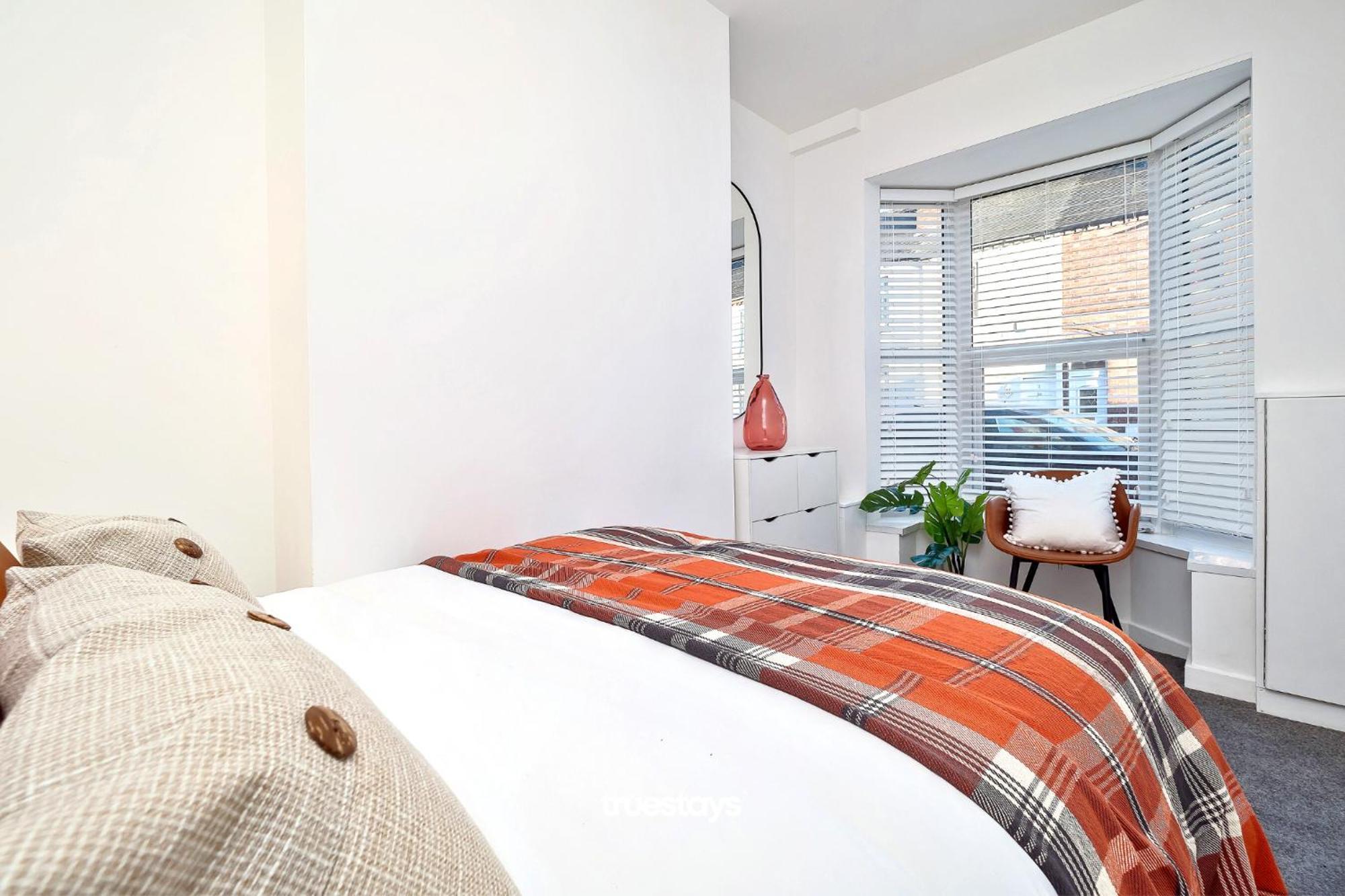 Nursery House By Truestays - 3 Bedroom House In Stoke-On-Trent Экстерьер фото